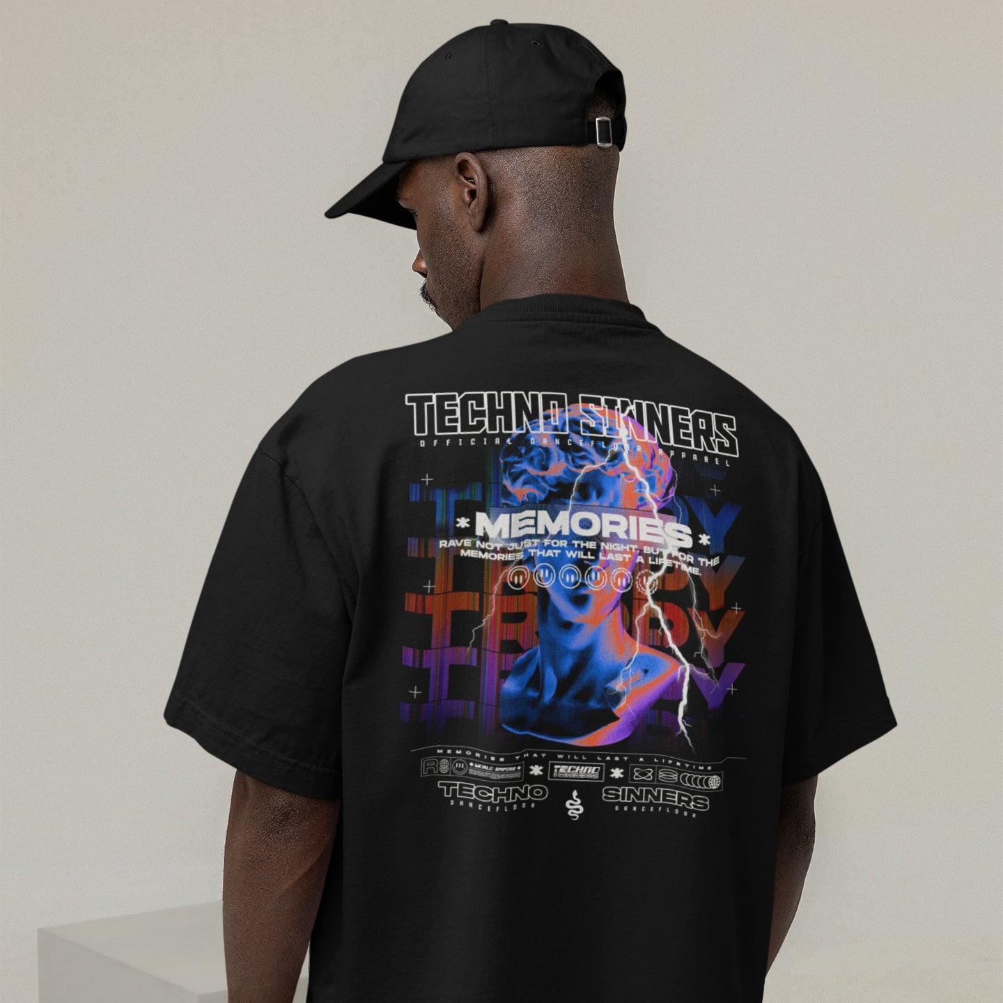 MEMORIES OVERSIZED SHIRT